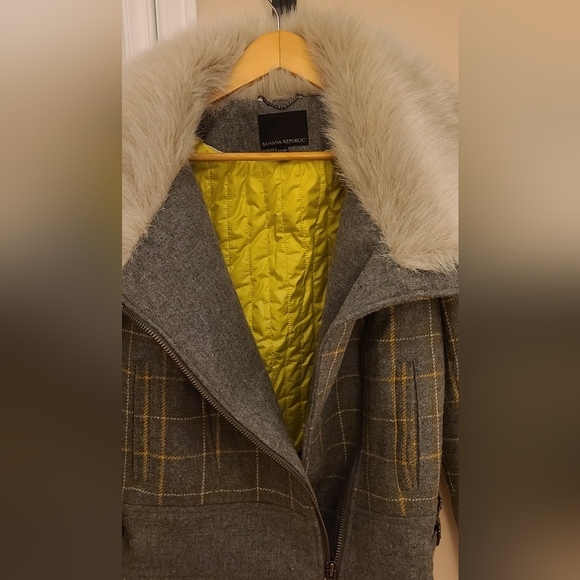 Banana Republic Bomber jacket - Picture 2 of 4